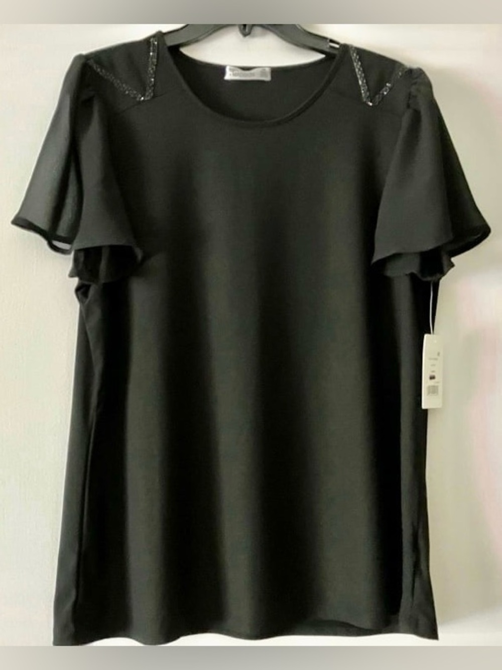 New! 89th & Madison Ruffle Sleeve Blouse Top with beaded detailing petite large